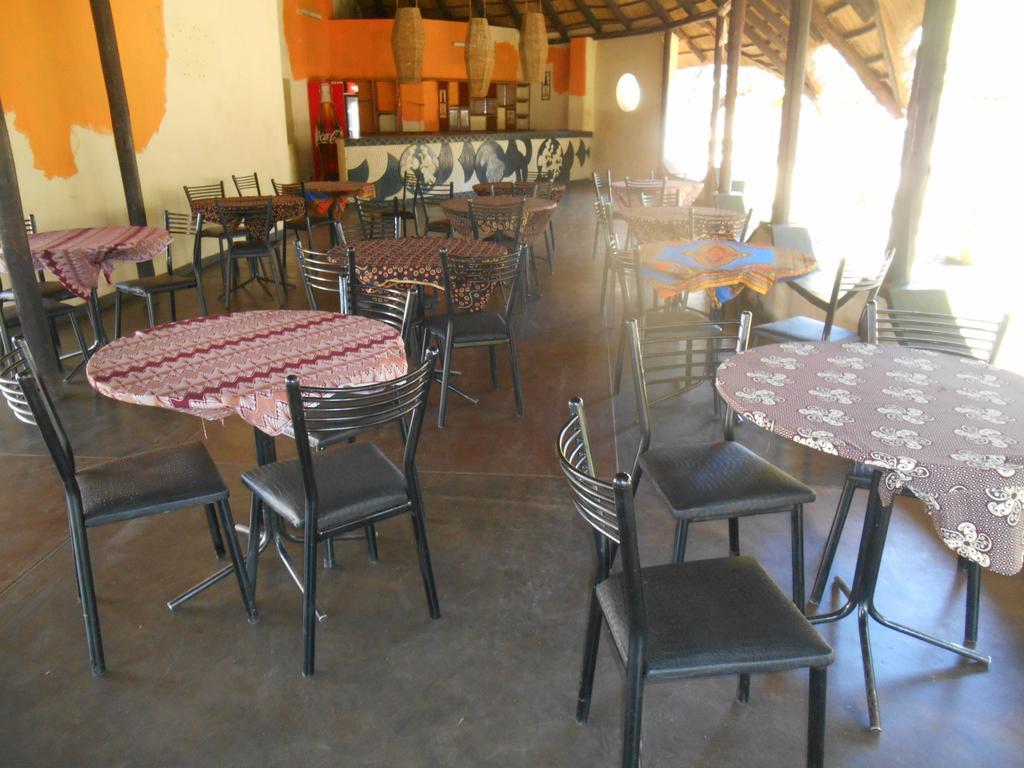 Victoria Falls Budget Hotel Exterior foto